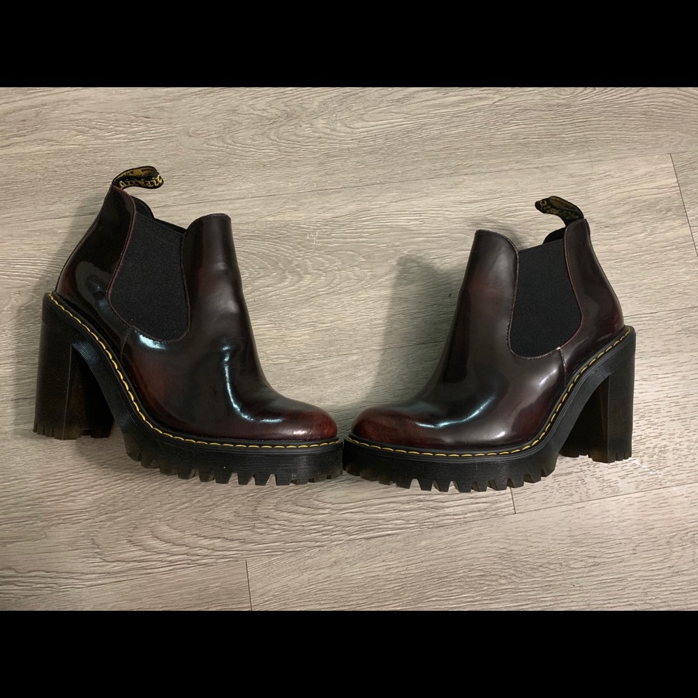 SOLD - Dr. Martens Women's Hurston Fashion Boot